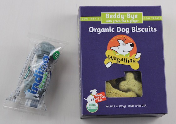 barkbox-september-2015-biscuits