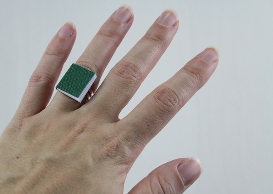biblio-box-september-2015-ring