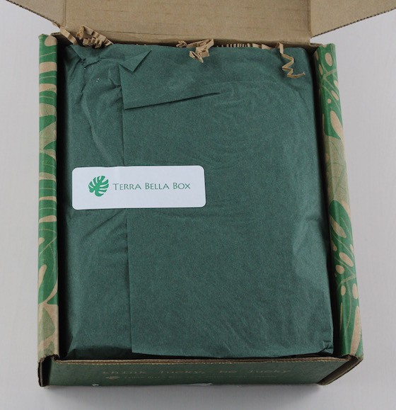 terra-bella-box-september-2015-open
