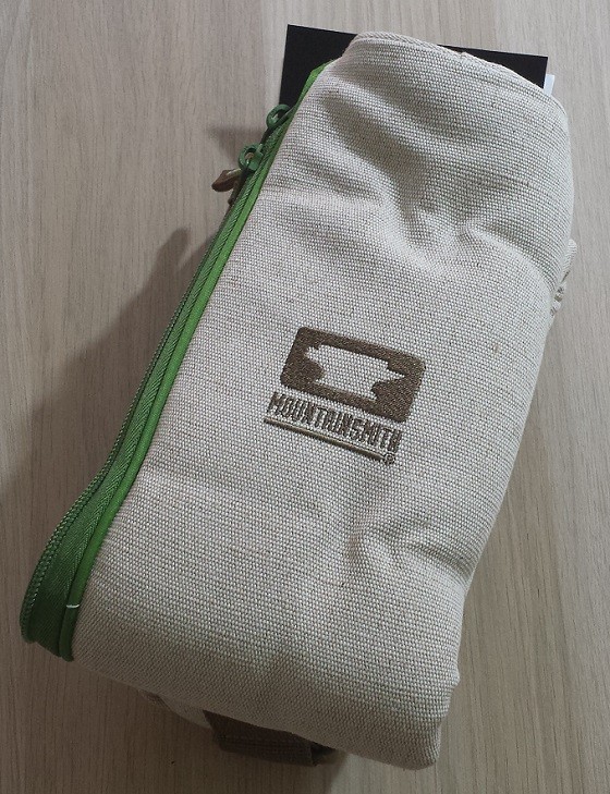 Cairn Subscription Box Review October 2015 - cooler