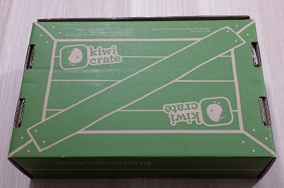 Kiwi Crate Subscription Box Review & Coupon September 2015 - box