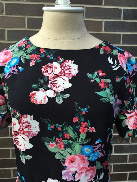 golden-tote-oct-2015-detail-dress