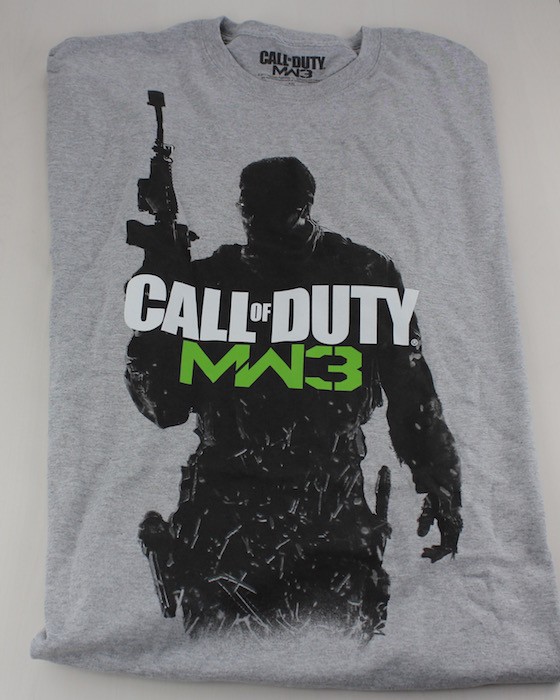 powered-geek-box-sept-2015-tee