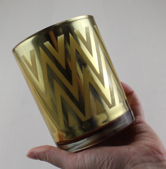 wickbox-oct-2015-gold-candle-scale
