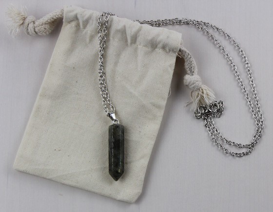 yogi-surprise-jewelry-oct-2015-pendant