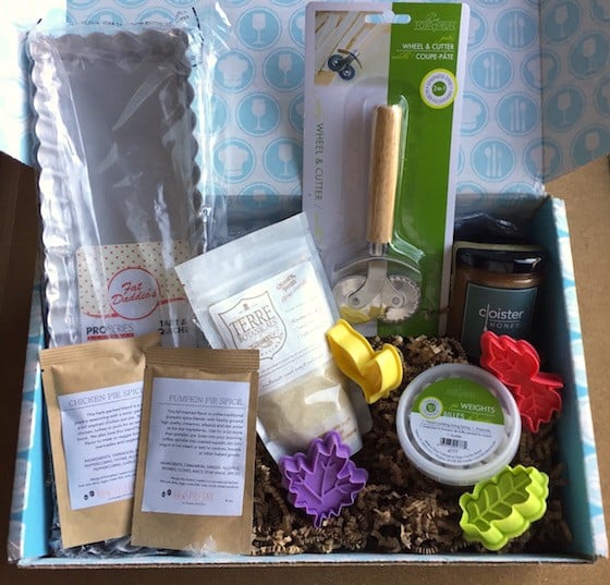 Hamptons Lane Subscription Box Review & Coupon November 2015 - Contents