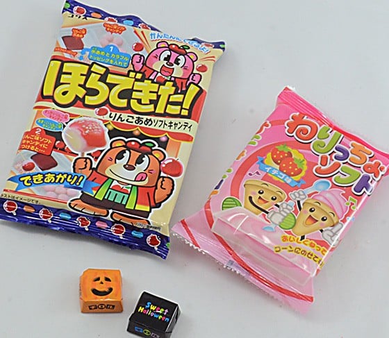 Marimo Marshmallow Candy Club Review October 2015 - 9