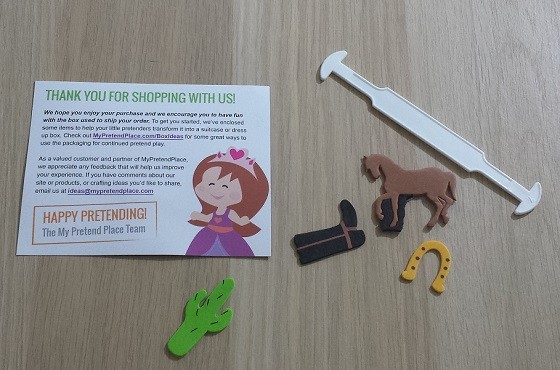 My Pretend Place Craft Subscription Box Review October 2015 - extras