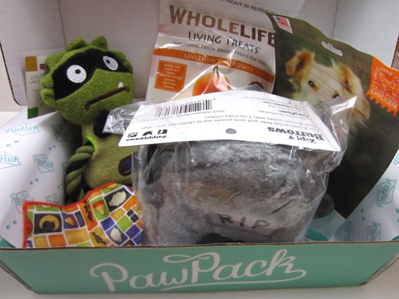 Paw Pack Subscription Box Review + Coupon October 2015 - items