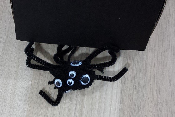Tinker Crate Subscription Box Review & Coupon October 2015 - spider