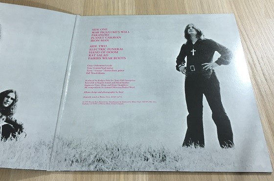 Vinyl Me, Please Subscription Box Review November 2015 - album-cover-inside