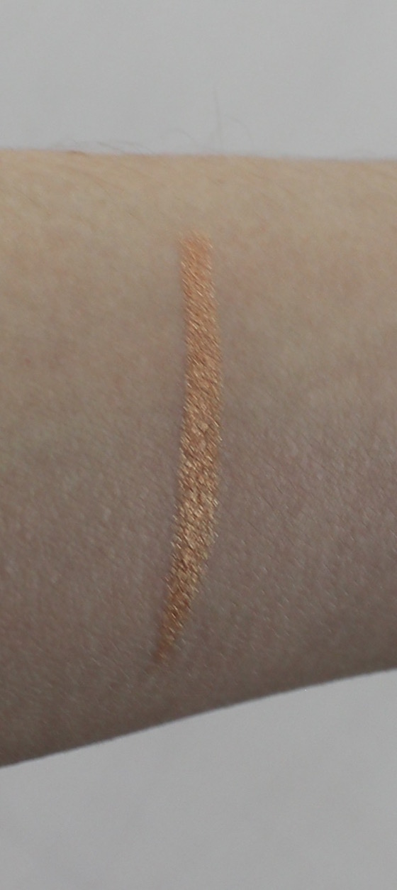 birchbox-nov-glam-life-guru-swatch