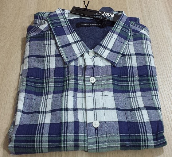 FlyGuy Threads Subscription Box Review November 2015 - button-down