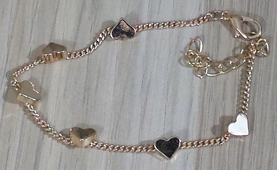 Juneberry Subscription Box Review December 2015 - bracelet