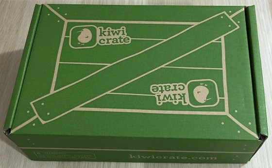 Kiwi Crate Subscription Box Review & Coupon November 2015 - box