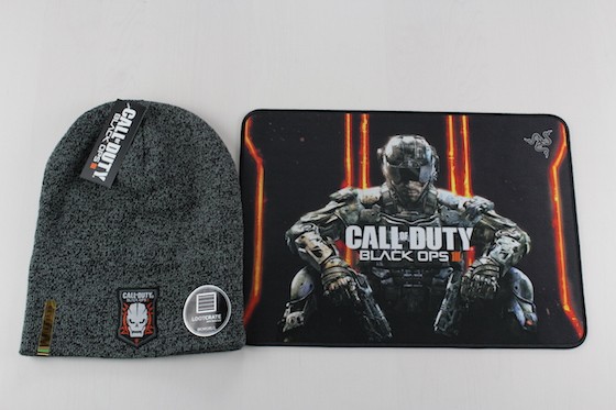 Loot Crate Limited Edition Call Of Duty Black Ops III Crate Review - mousepad and beanie