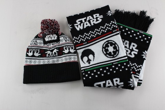 Loot Crate Limited Edition Star Wars Crate Review - Hat and Scarf