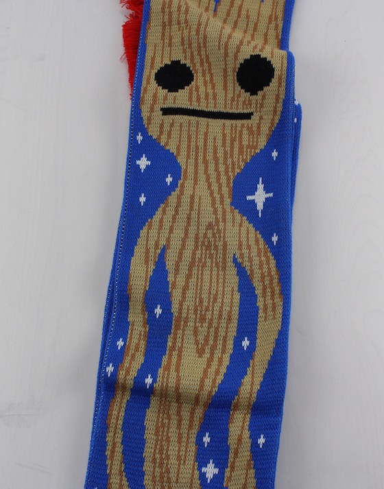 Marvel Collector Corps Subscription Box Review December 2015 - groot scarf