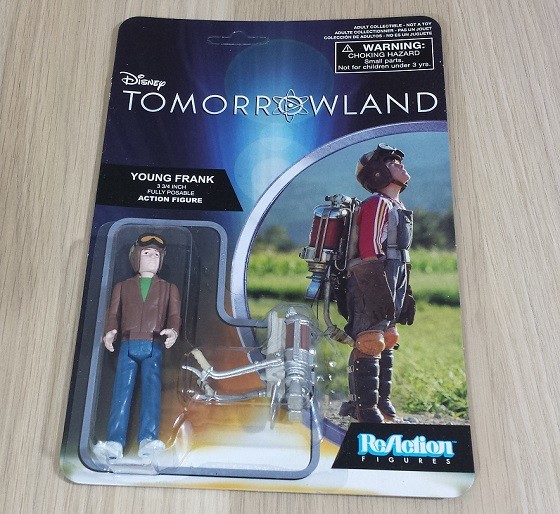 Nerd Block Junior Boys Subscription Box Review December 2015 - tomorrowland