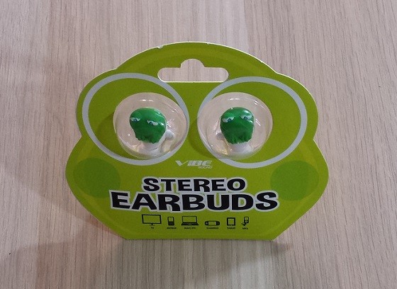 Nerd Block Junior Boys Subscription Box Review November 2015 - earbuds