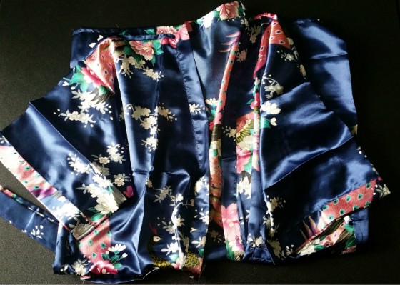 Peaches And Petals Subscription Box Review December 2015 - items 4