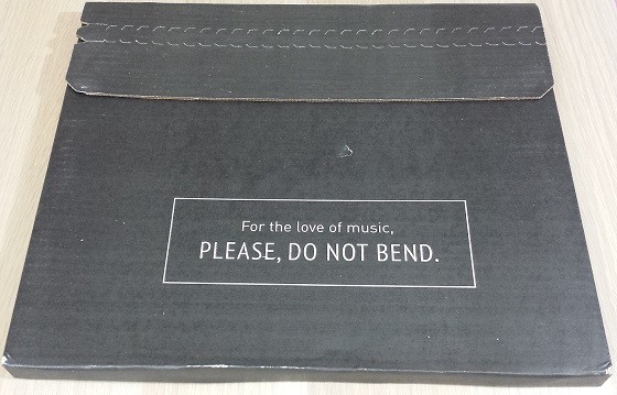Vinyl Me, Please Subscription Box Review December 2015 - box