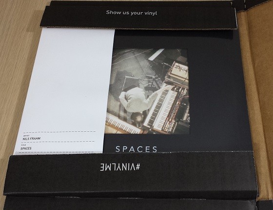 Vinyl Me, Please Subscription Box Review December 2015 - inside
