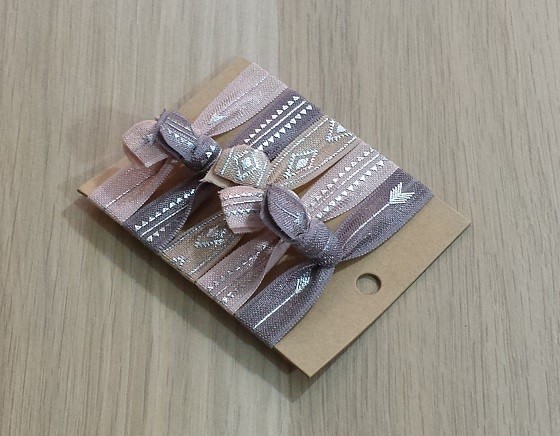 Wantable Accessories Subscription Box Review November 2015 - hair-ties