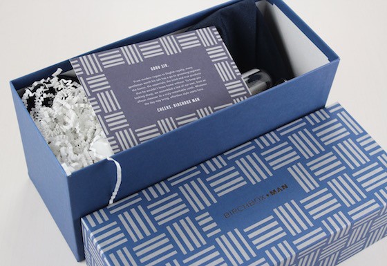 birchbox-man-LTE-holiday-2015-box-open