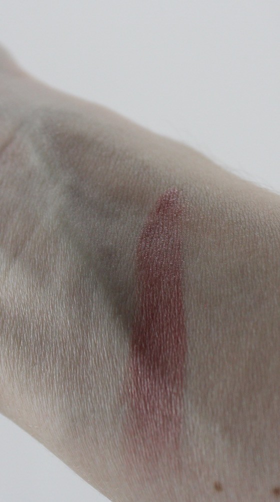 love-goodly-dec-2015-swatch