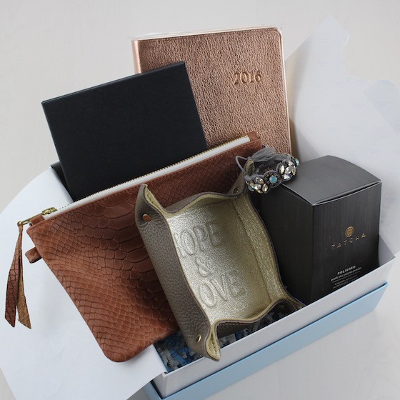luxor-special-edition-box-dec-items