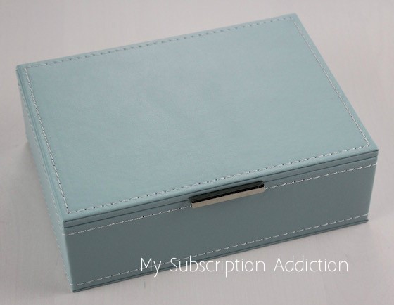 popsugar-must-have-box-dec-2015-blue-jewelry-box