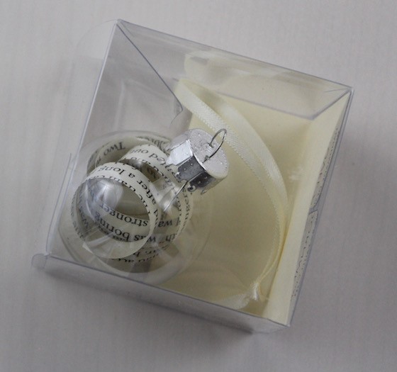 the-bookish-box-dec-2015-bulb