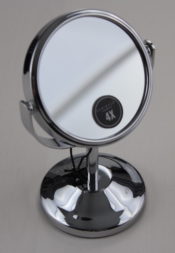 beauty-fix-jan-2016-mirror