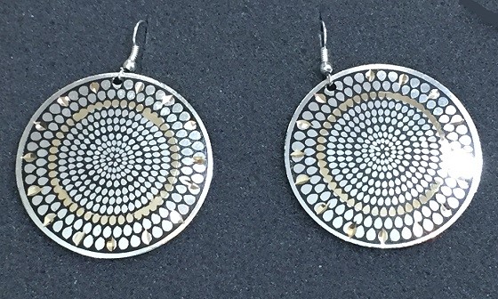 wantable-accessories-jan-earrings-2