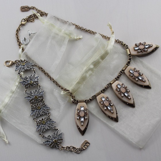 your-bijoux-box-jan-2016-items