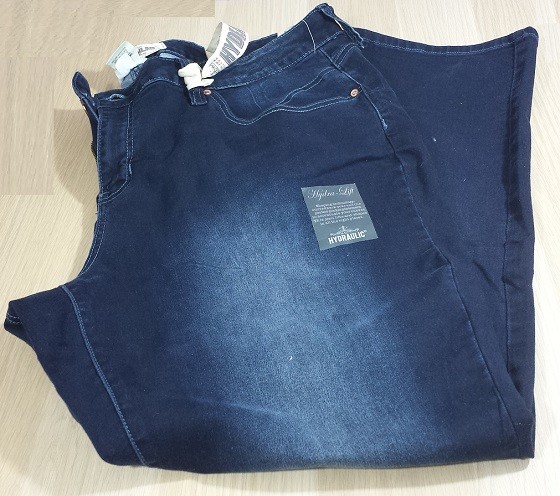 dia-jan-jeans