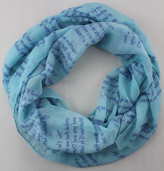 uppercase-box-feb-2016-circle-scarf