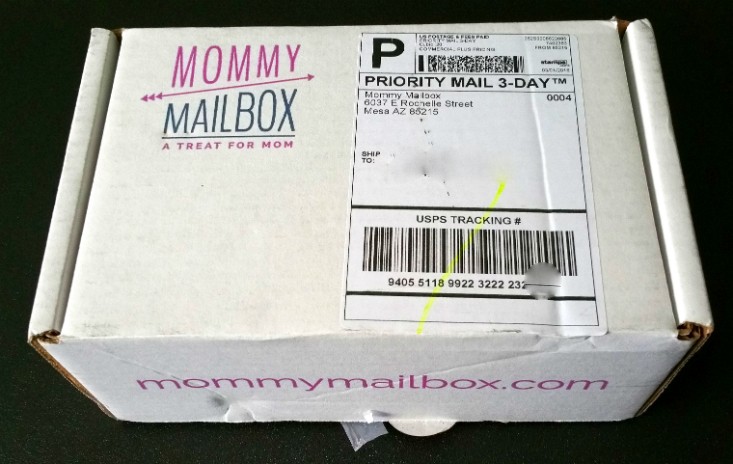 MOMMY MAILBOX MARCH 2016 - BOX