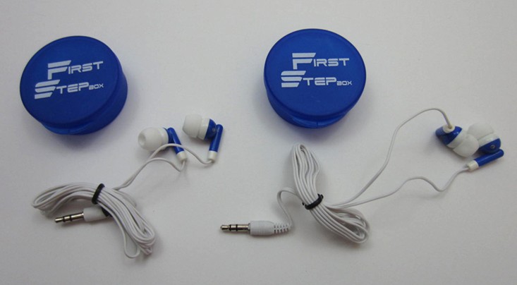 firststepbox-march-2016-earbuds