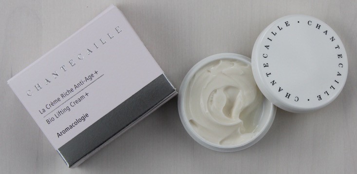 net-a-porter-travel-kit-cream