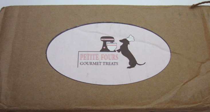 Petite Fours Subscription Box Review – March 2016