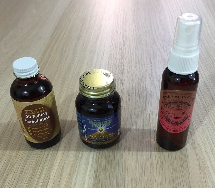 yogi-surprise-mar-bottles