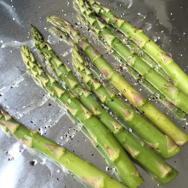 HomeChef-April-2016-SteakAsparagus