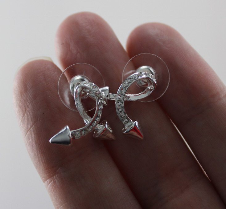 your-bijoux-box-april-2016-earrings
