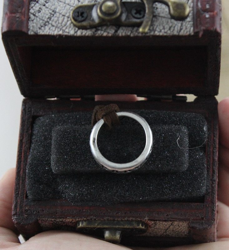 Geek Fuel Subscription Box Review + Exclusive Coupon May 2016 - inside ring case