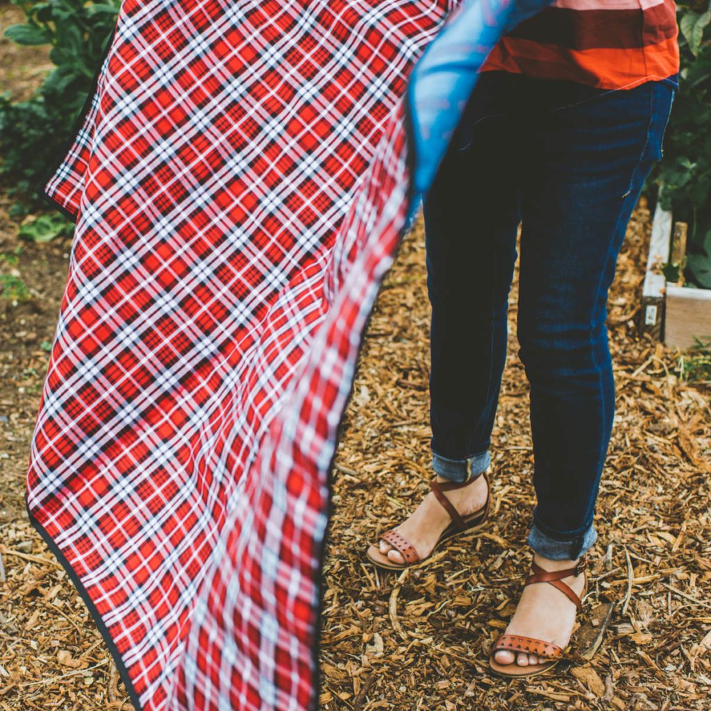 GlobeIn_June_Picnic_Lifestyle-25