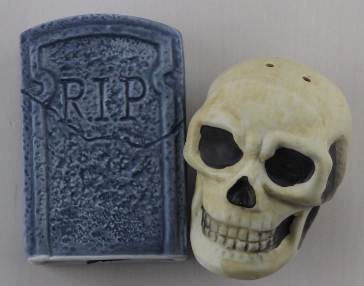 Horror Block Subscription Box Review + Coupon April 2016 - shakers