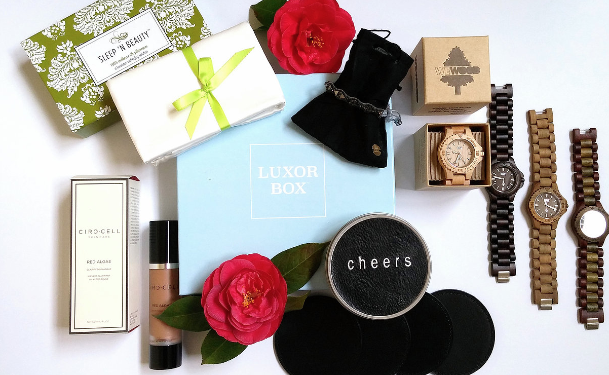 June 2016 Luxor Box Summer Fun LE FULL SPOILERS