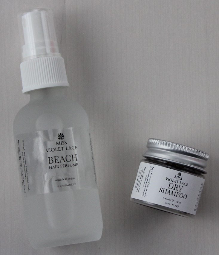 covet-crate-april-2016-beach